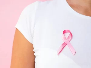 علائم اولیه سرطان سینه در زنان